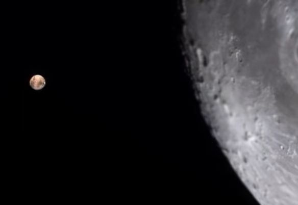 0328火星合月1.jpg