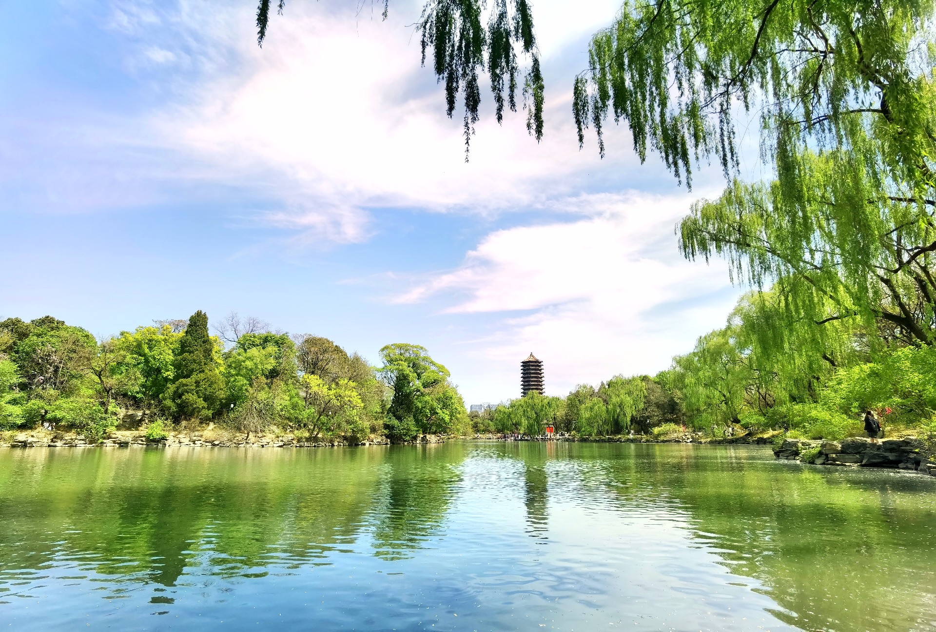 末名湖.jpg